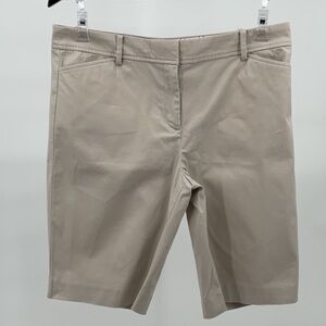 NWOT Talbots Light Khaki Perfect Short Bermuda Shorts Size 8 10.5” Inseam